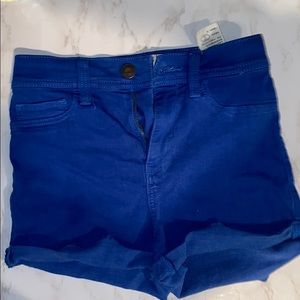 Hollister high rise shorts!